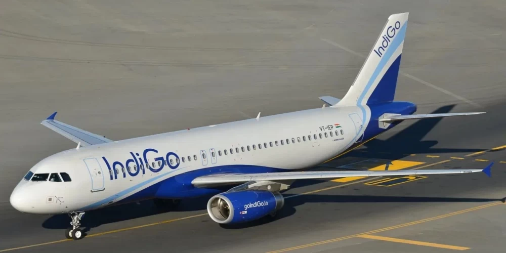 Government orders 10% cut in IndiGo flights as operational chaos deepens